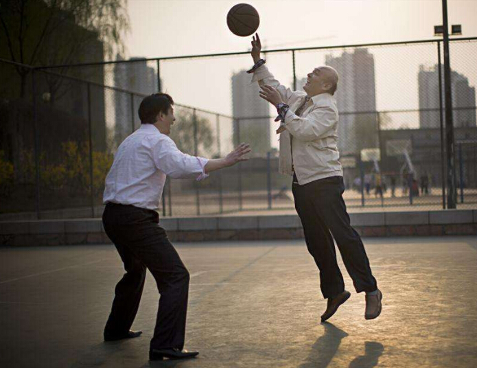 超声探花视频在线仪发现人到中年骨质疏松症的蛛丝马迹【今日头条】