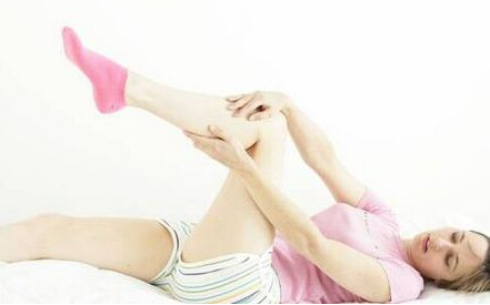 孩子腿抽筋是正常，但是经常抽筋妈妈们要带孩子检测体质