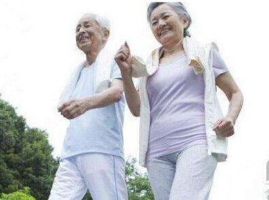 探花视频在线治疗仪老年人骨质疏松的治疗方法,如何预防骨质疏松症