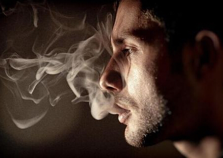 探花视频在线仪厂家表明吸烟不仅患肺癌,还容易患有骨质疏松