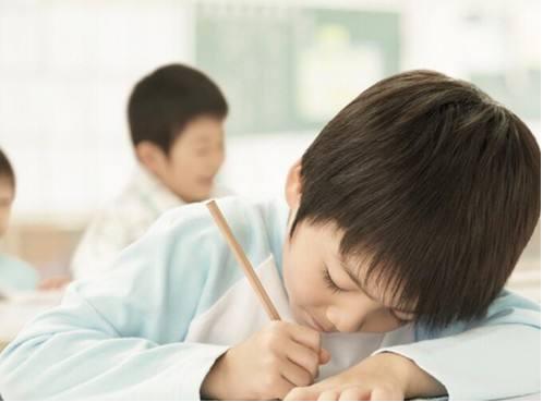 超声探花视频在线仪品牌告诉广大家长学生不良坐姿对身体生长发育有多大的影响